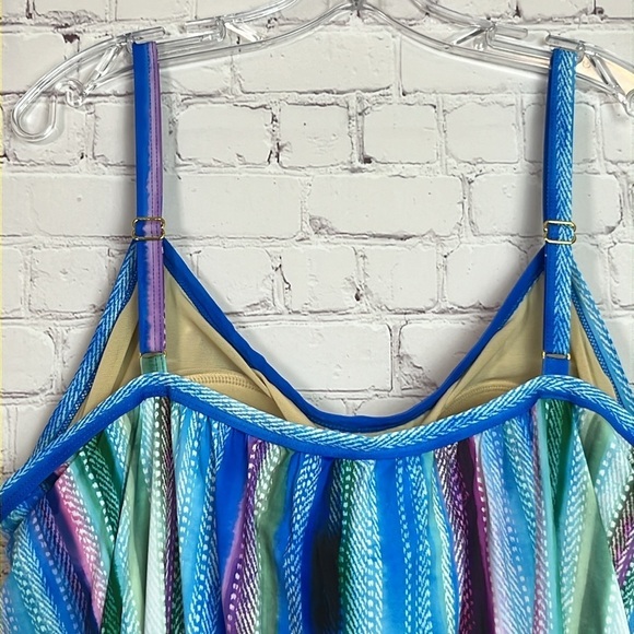 Swimsuits for All Lightweight Scoop Neck Striped Blouson Tankini Top - Picture 7 of 13